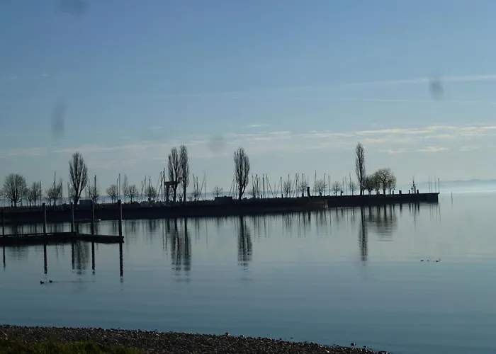 Ins Fischernetz Меерсбург